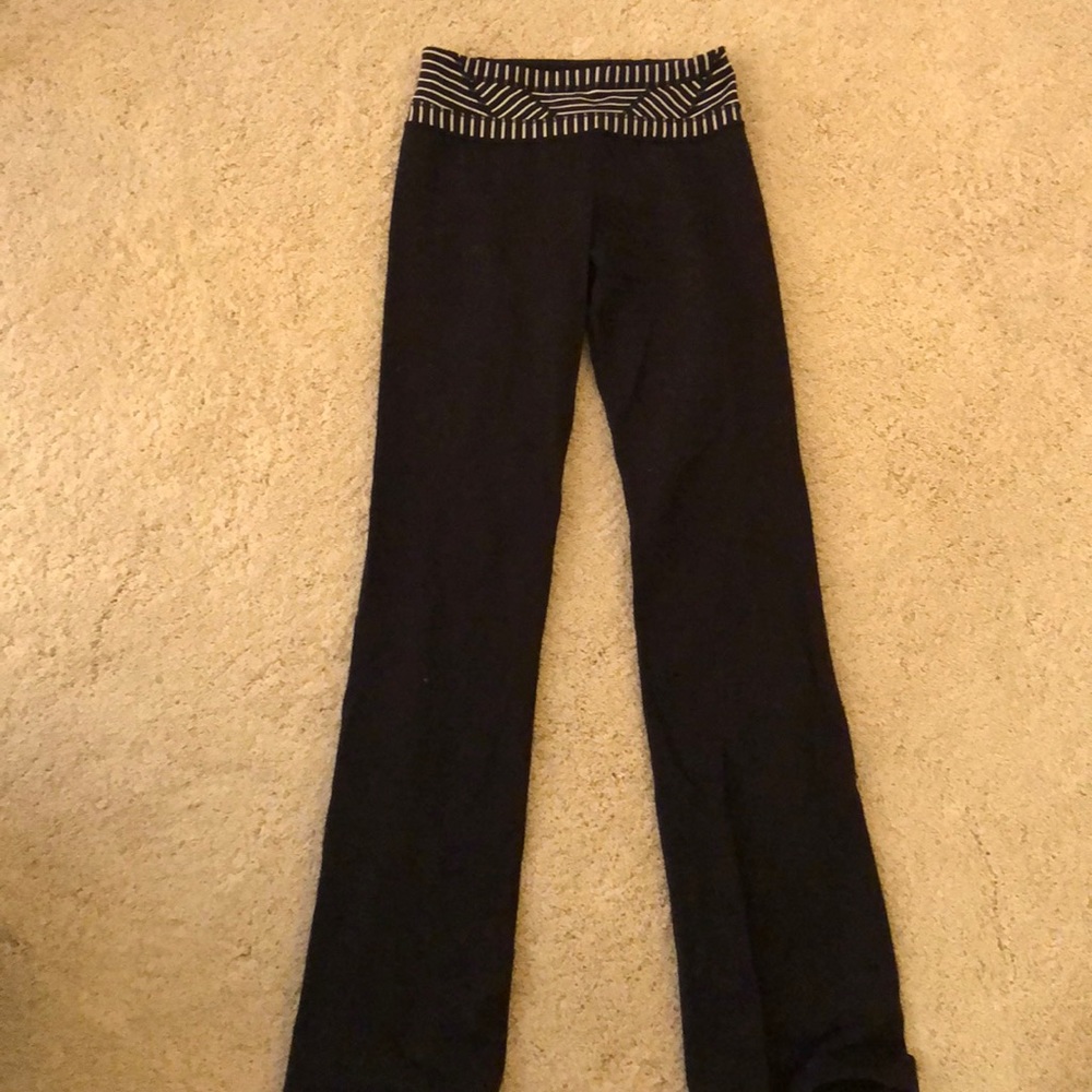 Reversible BootCut LuluLemon Legging(Groove Pant)